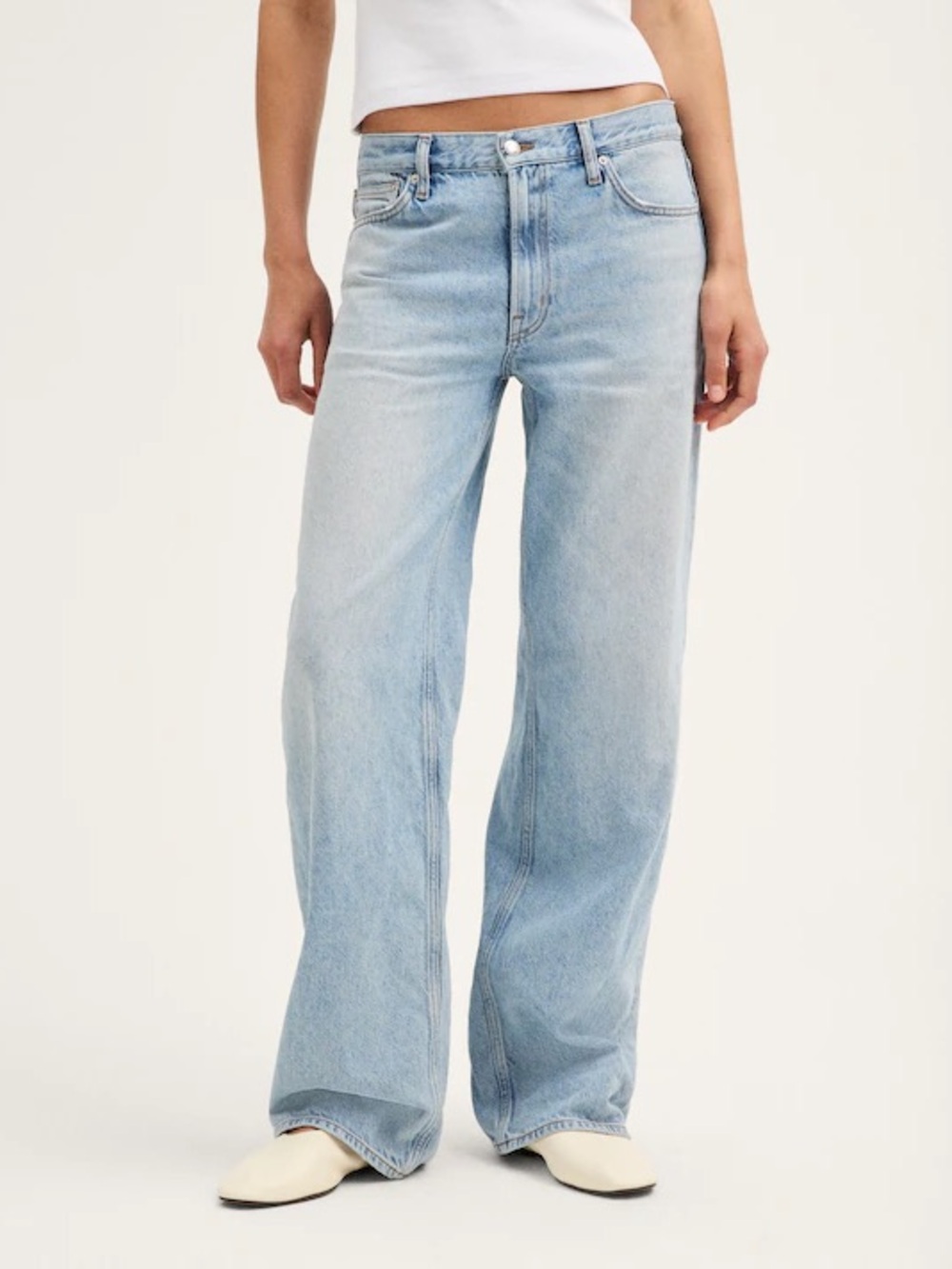 Madewell Low-Slung Baggy Jean in Airy Denim Greenwich Wash